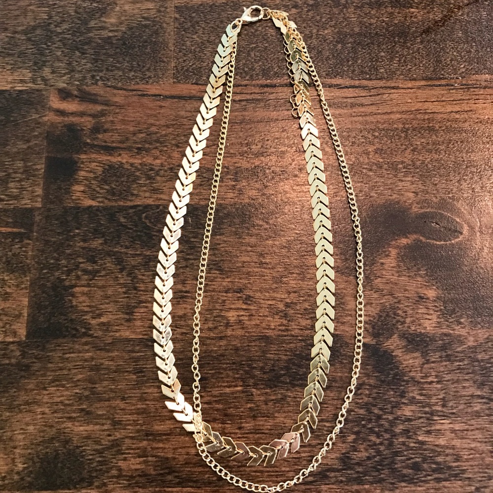 5/$25 in bundle Gold choker - Picture 2 of 2